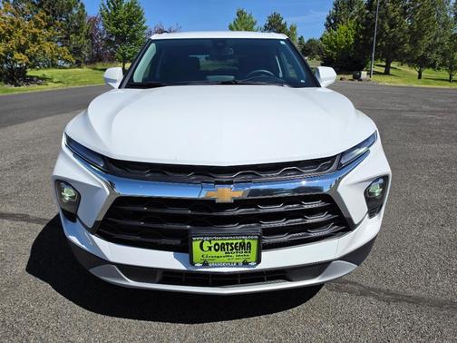 Summit White 2025 Chevrolet Blazer 2LT