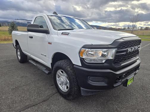 2019 RAM 3500 Tradesman Regular Cab 4x4 8' Box
