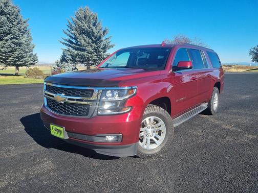 SIREN RED 2016 Chevrolet Suburban LT