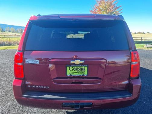 SIREN RED 2016 Chevrolet Suburban LT