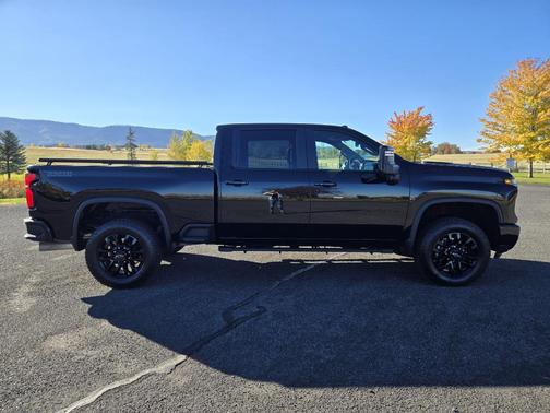 2025 Chevrolet Silverado 3500 LT