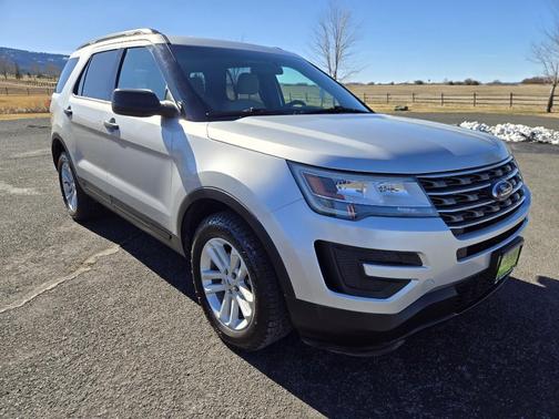 2016 Ford Explorer Base