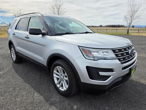 2016 Ford Explorer Base