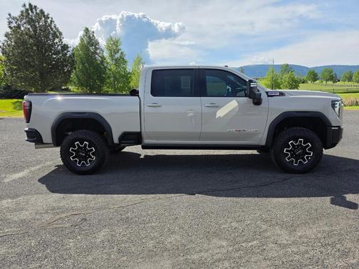 TAN 2026 GMC Sierra 2500 AT4X