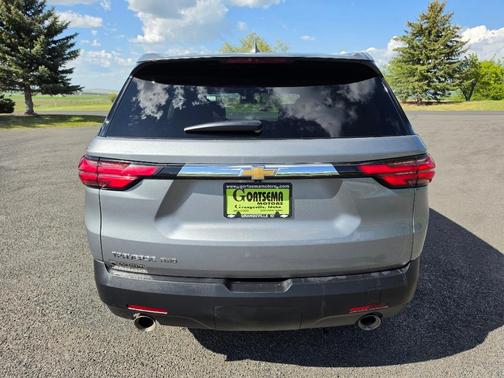 GREY 2023 Chevrolet Traverse LS