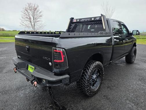 BLACK 2017 RAM 2500 Big Horn Crew Cab 4x4 6'4' Box