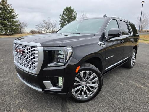 Titanium Rush Metallic 2023 GMC Yukon Denali