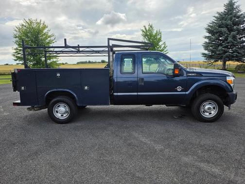 Blue Jeans Metallic 2016 Ford F-350 *