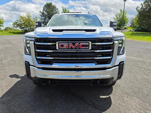 Summit White 2025 GMC Sierra 3500 SLE