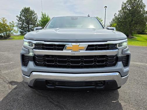 GREY 2024 Chevrolet Silverado 1500 LT