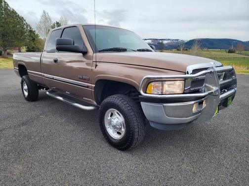 2001 Dodge Ram 2500 Base