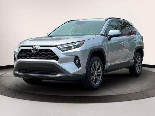 2025 Toyota RAV4 Hybrid XLE Premium