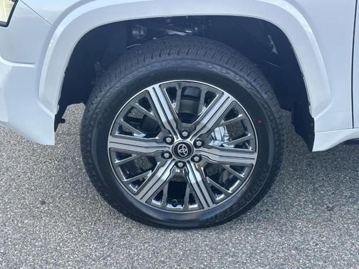 2026 Toyota Tundra CAPSTONE