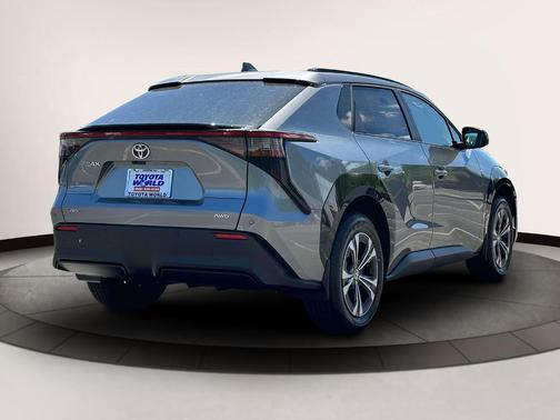 2025 Toyota bZ4X XLE