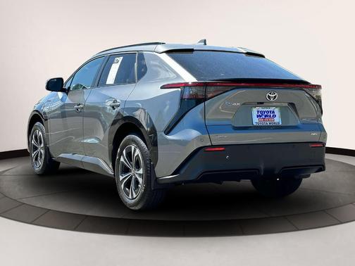 2025 Toyota bZ4X XLE