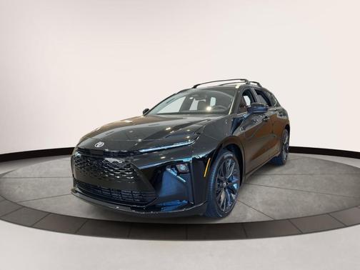 2025 Toyota Crown Signia LIMITED