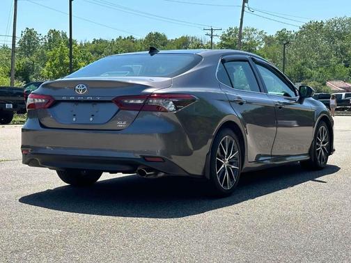 2021 Toyota Camry XLE