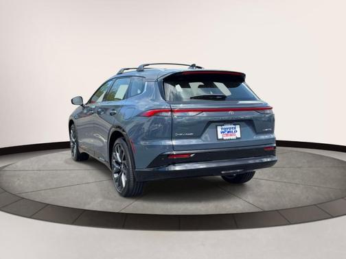 Storm 2026 Toyota Crown Signia LIMITED