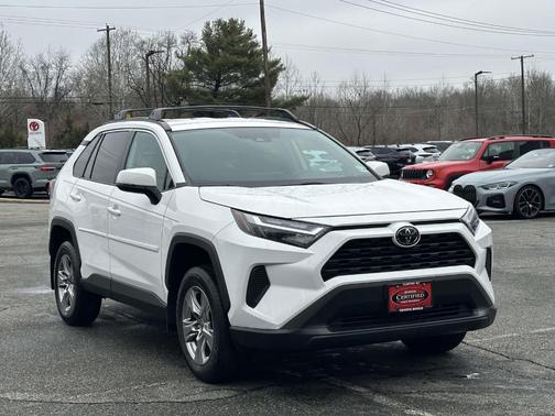 2023 Toyota RAV4 XLE