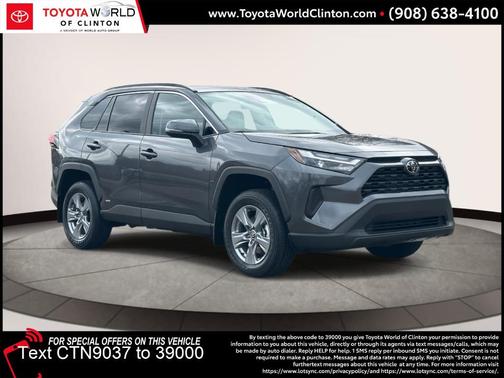 2025 Toyota RAV4 Hybrid XLE