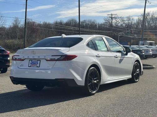 2026 Toyota Camry SE