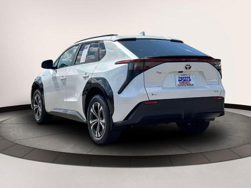 2025 Toyota bZ4X XLE