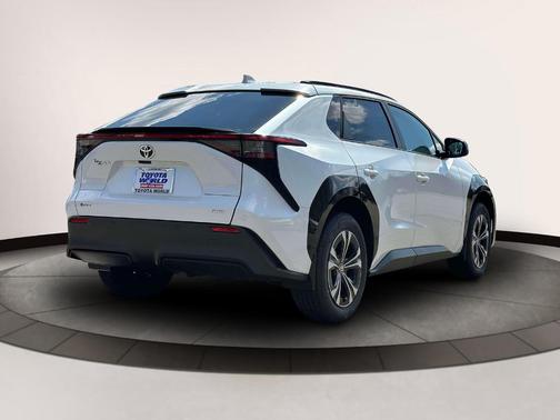 2025 Toyota bZ4X XLE