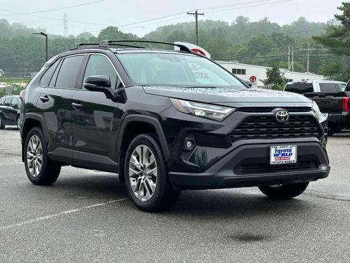 2024 Toyota RAV4 XLE Premium