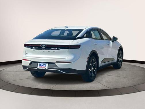 Oxygen White 2026 Toyota Crown XLE