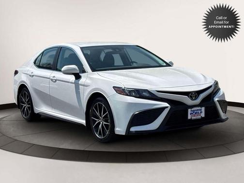 White 2024 Toyota Camry SE