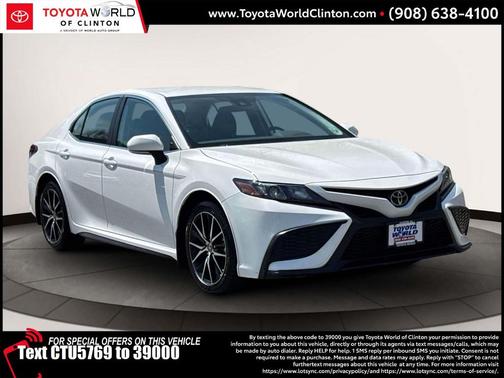 White 2024 Toyota Camry SE