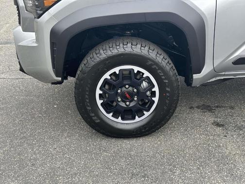 2025 Toyota Tacoma TRD Off Road