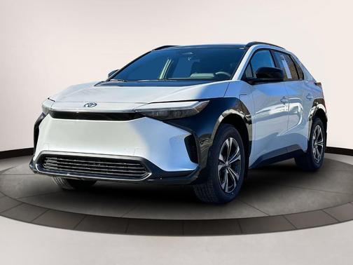 2025 Toyota bZ4X XLE