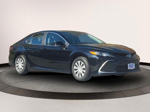 2024 Toyota Camry Hybrid LE