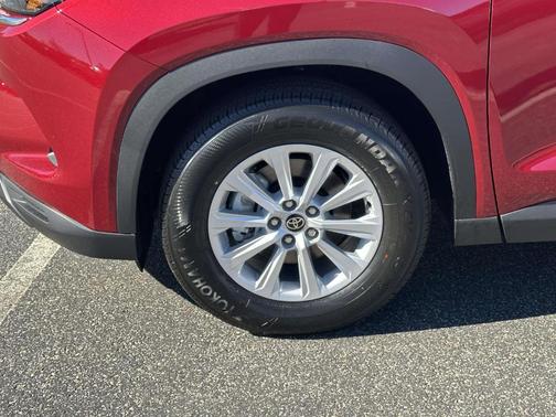 2026 Toyota Highlander XLE