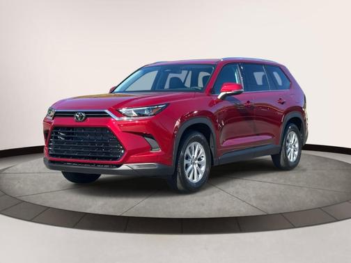 2026 Toyota Highlander XLE