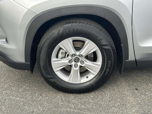 2026 Toyota Grand Highlander LE NATL