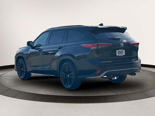 2023 Toyota Highlander XSE