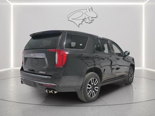 Onyx Black 2022 GMC Yukon AT4