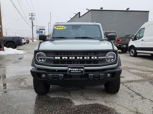 2024 Ford Bronco BLACK DIAMOND