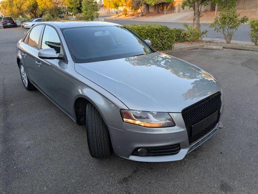 2010 Audi A4 2.0T Premium quattro