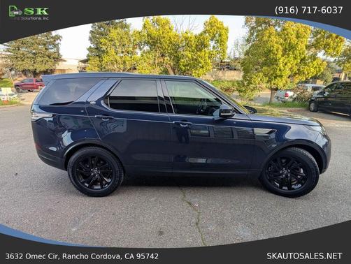 2017 Land Rover Discovery SE