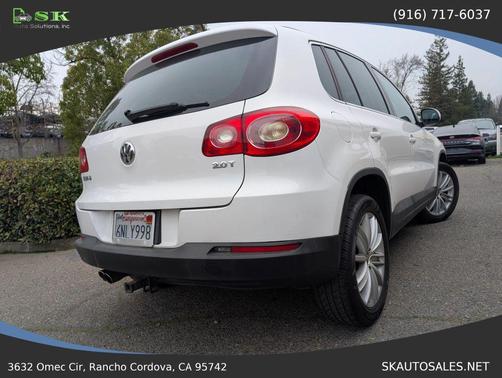 2011 Volkswagen Tiguan SE