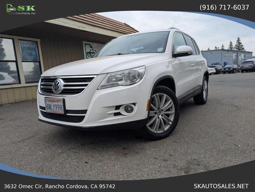 2011 Volkswagen Tiguan SE