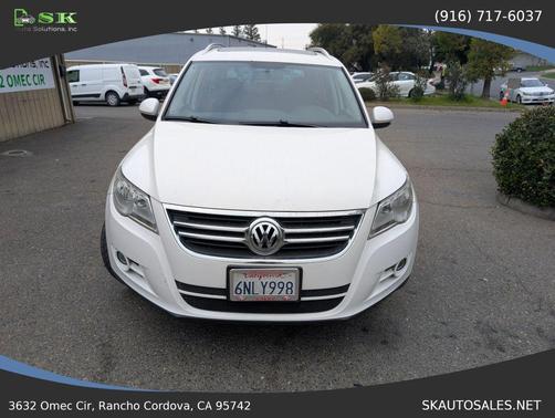 2011 Volkswagen Tiguan SE