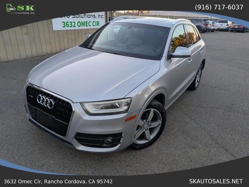 Florett Silver Metallic 2015 Audi Q3 2.0T Premium Plus
