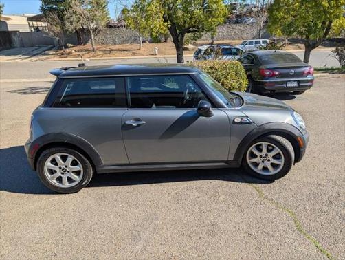 2009 MINI Cooper S Base