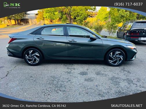Amazon Gray 2024 Hyundai ELANTRA HEV Limited