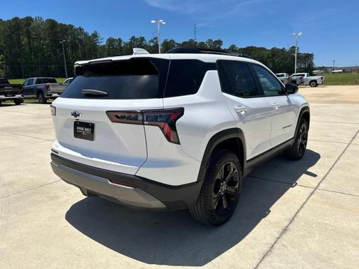 Summit White 2026 Chevrolet Equinox 1LT