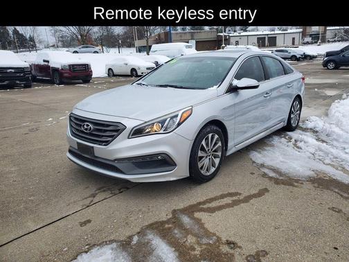 2016 Hyundai SONATA Sport